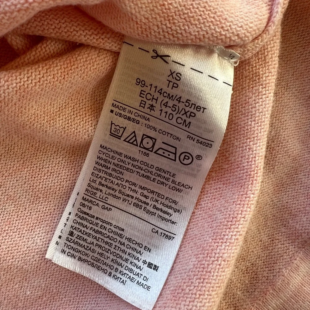 GAP Pink Sweater Size XS